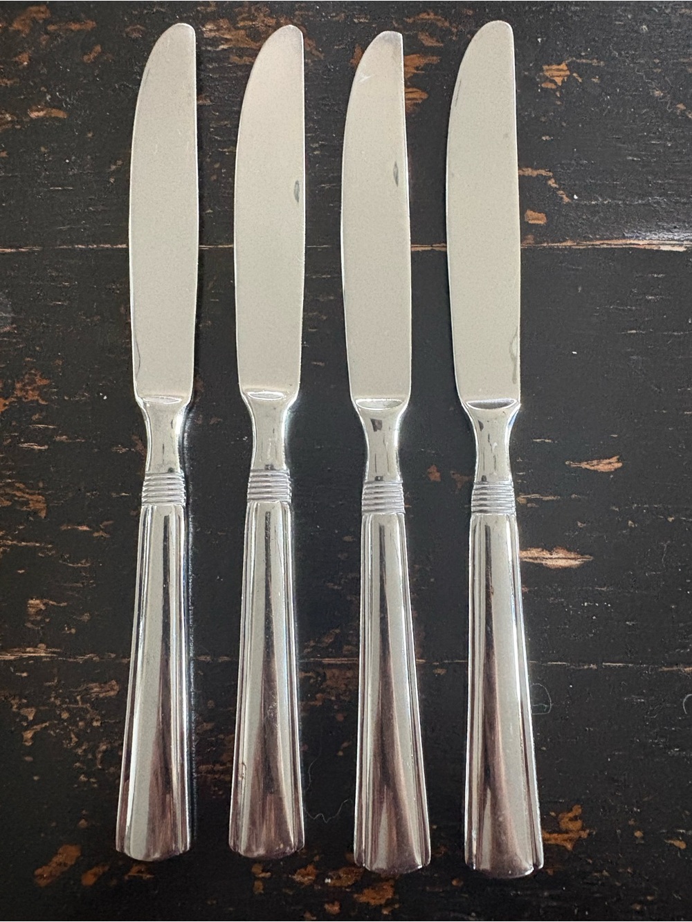 Pfaltzgraff KENILWORTH Stainless Dinner Knife Knives Flatware Lot Set of Four 9"